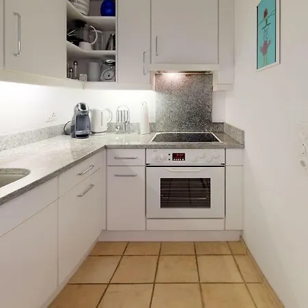 Nina Apartment