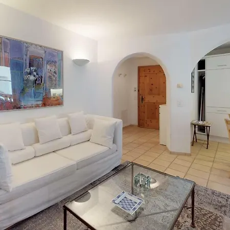Apartment Nina